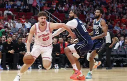 Les Mavericks corrigés à Houston