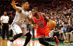 Aaron Brooks rempile à Chicago
