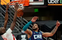 Un Chris Boucher aux petits oignons porte les Raptors face aux Hornets