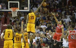 Cleveland – Chicago : LeBron James en apesanteur
