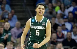 March Madness : ça passe pour Louisville ; ça casse pour Kansas