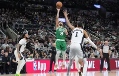 Entre prudence et confiance, Derrick White se projette déjà vers les playoffs