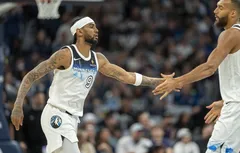 Rudy Gobert retrouve les Wolves pour leur meilleur match offensif de la saison