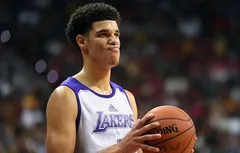 [replay] La passe “coup de poing” de Lonzo Ball
