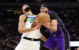 Autoritaires, les Lakers dominent les Wolves pour les dépasser