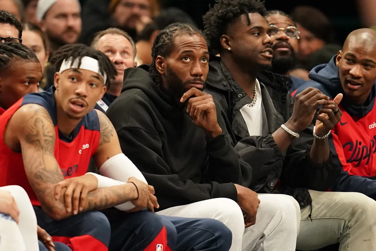 Kawhi Leonard sur le banc des Clippers