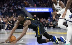Draymond Green tire à boulets rouges sur Taylor Jenkins