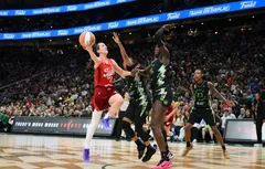 Kelsey Mitchell et Caitlin Clark font encore plier le Storm