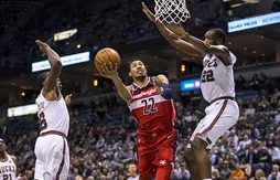 Les Wizards s’imposent sur le fil à Milwaukee !