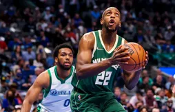 Les Bucks triomphent des Mavericks dans un festival d’absents