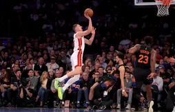 Nikola Jovic en chute libre