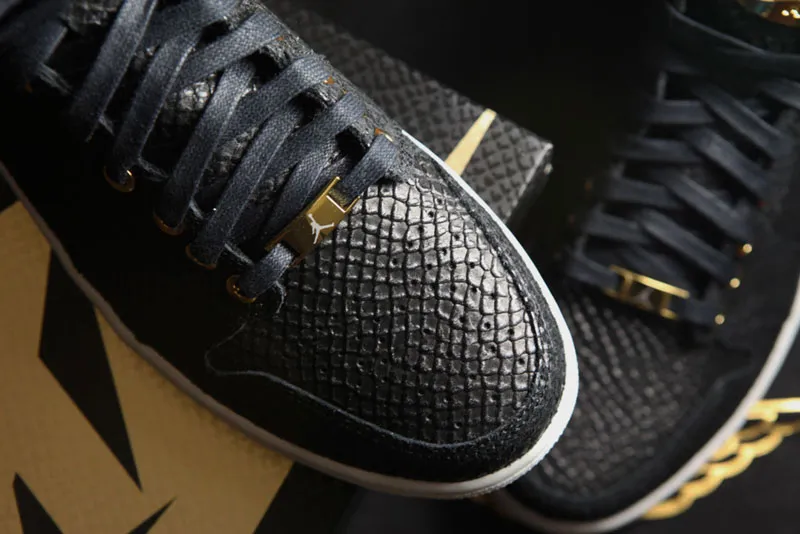 detailed-look-air-jordan-1-pinnacle-10