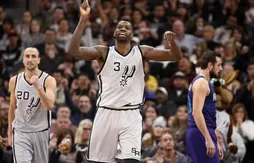 Les doublures des Spurs donnent la leçon aux Hornets