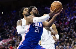 En attendant James Harden, Joel Embiid fait plier le Thunder