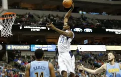 Dallas cherche à transférer Jeremy Evans et JaVale McGee