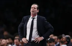 Les Nets s’entraînent à moins perdre de ballons…