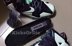 Nike : un coloris “glow in the dark” pour la LeBron XI