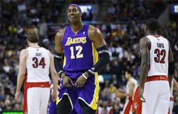 Les Lakers coulent encore, cette fois à Toronto