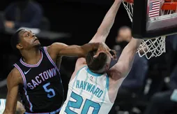 Les Hornets renversent les Kings dans le “money time”