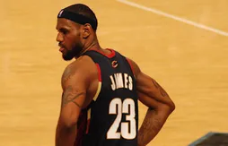 LeBron James répond à Kobe avec 52 points et un triple double !