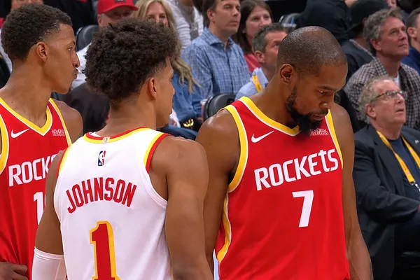 Les Rockets résistent au retour des Hawks et restent invaincus
