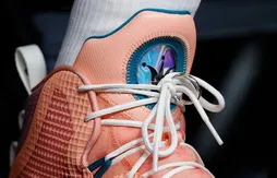 Avec sa chaussure signature, Nikola Jokic n’arrête pas de perdre son alliance !
