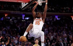 Ariel Hukporti se montre avec les Knicks