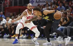 Pourquoi Jevon Carter porte deux chaussures de couleurs différentes ?