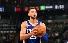 Brett Brown aimerait que Ben Simmons prenne davantage sa chance de loin