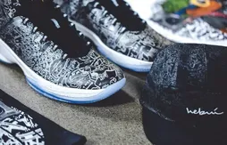 L’artiste Hebru Brantley pose ses crayons sur la Jordan Melo M11