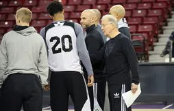 L’assistant Tim Grgurich avec Dwane Casey à Detroit
