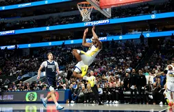 Les Warriors gagnent à Dallas mais angoissent pour Moses Moody