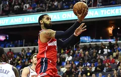 L’intérieur Mike Scott rejoint les Clippers