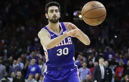 Furkan Korkmaz en mode J.J. Redick