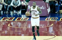 Pour son coach, LeBron James pourrait tourner à un triple double de moyenne