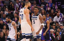 Les Wolves chassent en meute