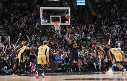 LeBron James au presque parfait face aux Raptors