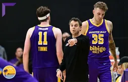 Zach Guthrie passe de South Bay au banc des Lakers