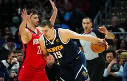 Nikola Jokic conseille aux Rockets de jouer davantage avec Alperen Sengun