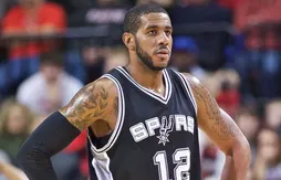 LaMarcus Aldridge s’occupe du sale boulot