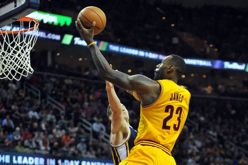 LeBron James fait péter le verrou du Jazz