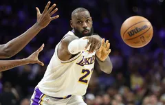 LeBron James surtout utilisé à la mène avec les Sixers ?