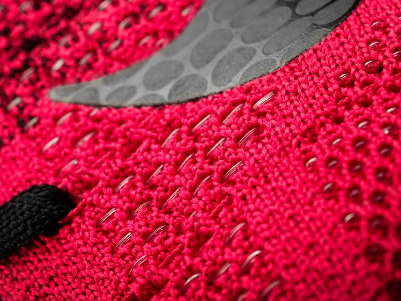 15-590_Kobe_11_Detail_E-01b_51096