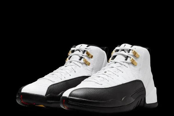 Le retour de la Air Jordan 12 « Taxi » !