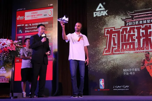 BOOq4oHCIAAqlou.jpg large