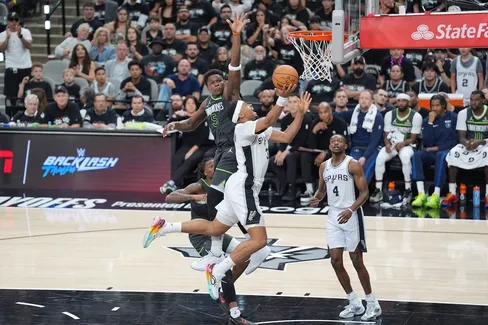 https://www.basketusa.com/thumbor/jEY8wm6A26qcOUJdquzDtTynh-I=/488x325/smart/filters:format(webp)/https%3A%2F%2Fmedia.basketusa.com%2Fmain%2F2026%2F05%2FUSATSI_28895206_168380190_lowres.jpg