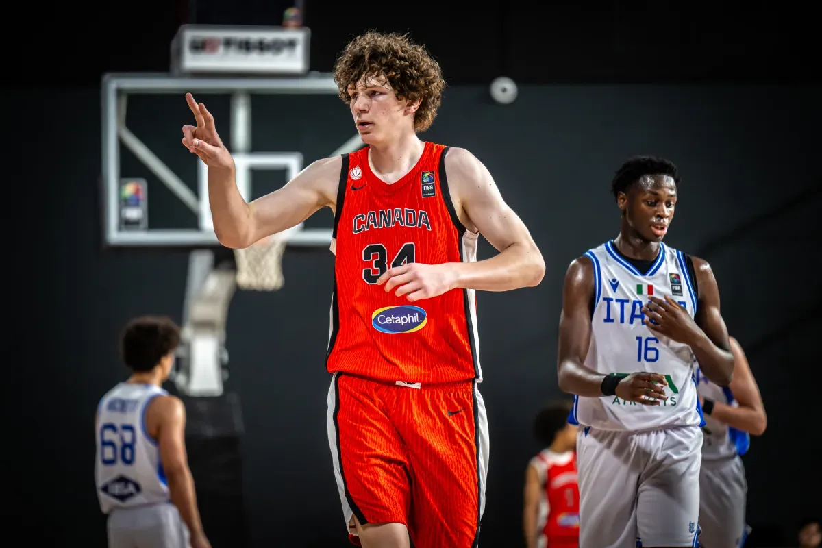 Jérémy Gohier avec le Canada (crédit photo : FIBA)