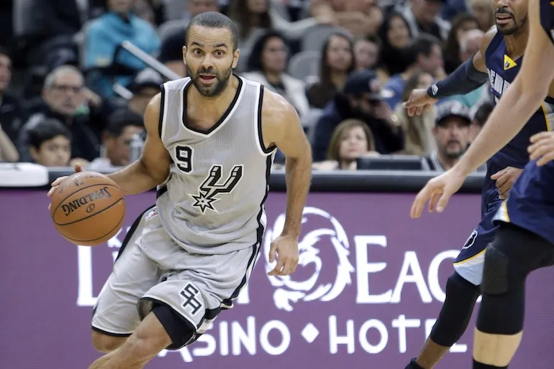 San Antonio étouffe les Grizzlies