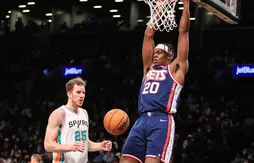 Day’Ron Sharpe saisit sa chance