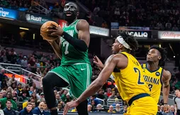 La vie masquée commence pour Jaylen Brown
